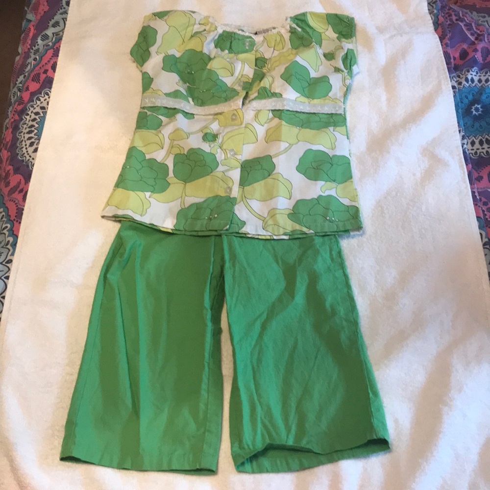 Like New girls matching outfit Chloe’s closet 5/6